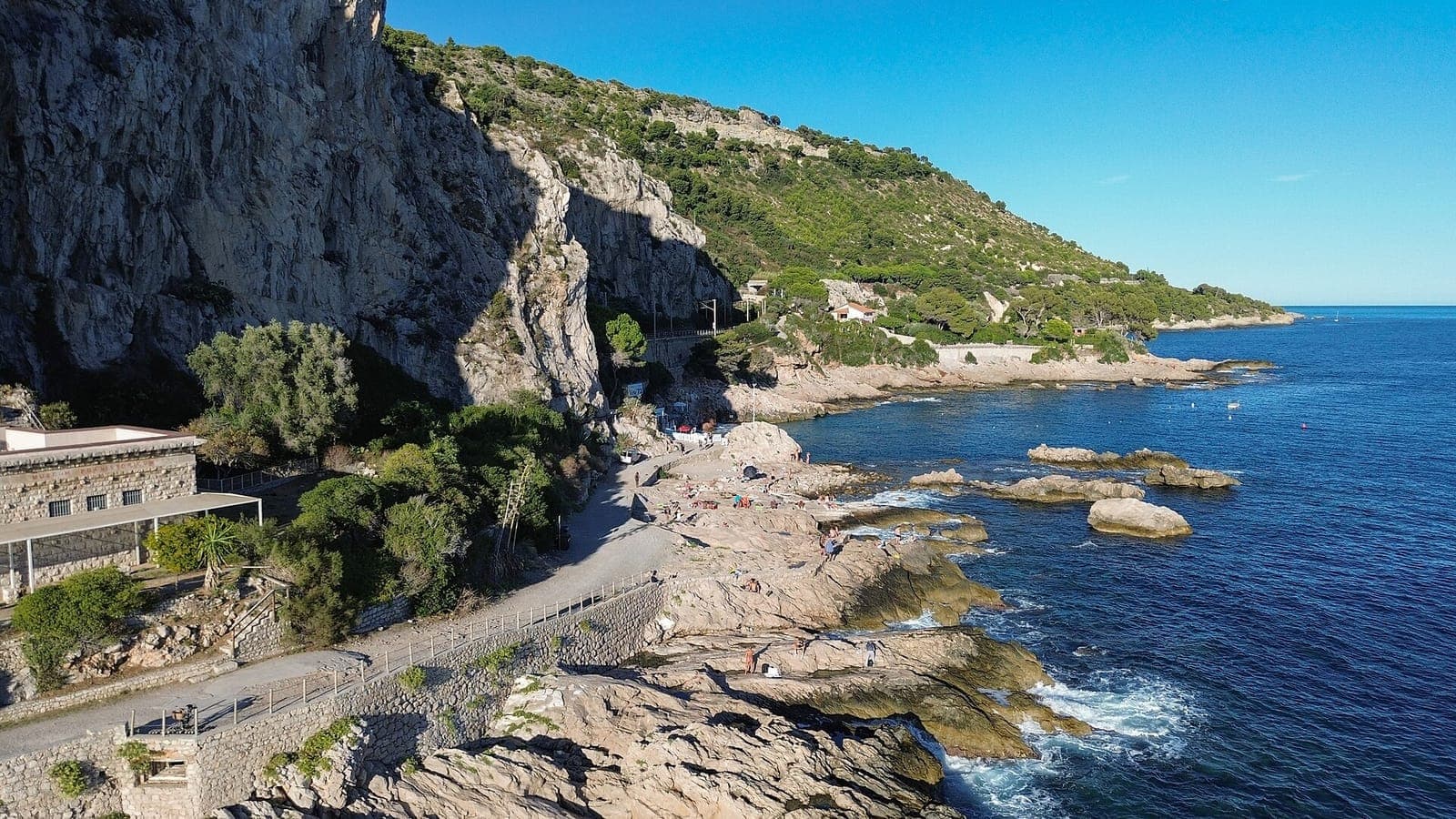 Balzi Rossi / Capo Mortola — naturist-tolerant coves