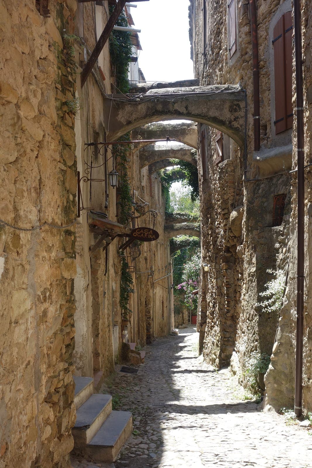 Bussana Vecchia — earthquake ghost town turned artist colony