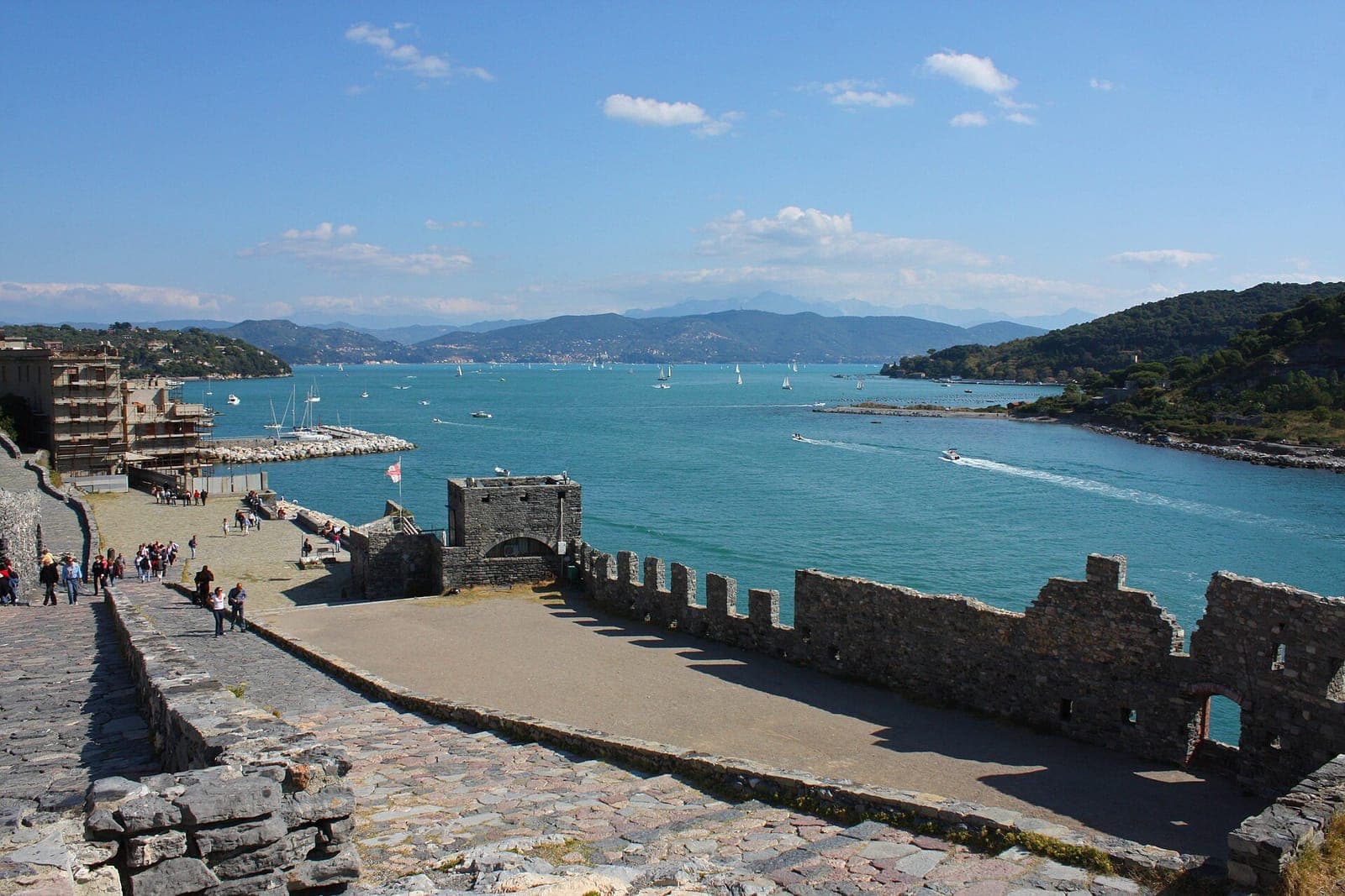 Portovenere – Chiesa di San Pietro & Byron's Grotto