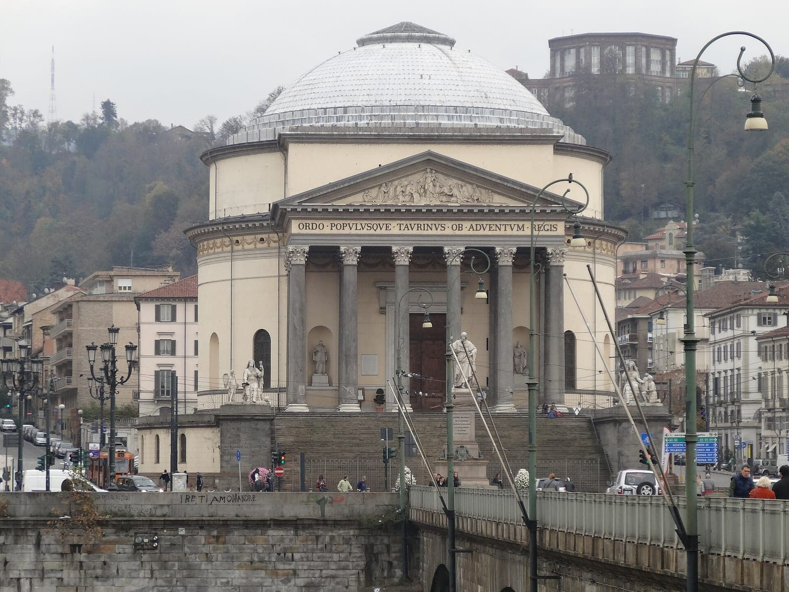 Gran Madre di Dio + Ponte Vittorio Emanuele I view